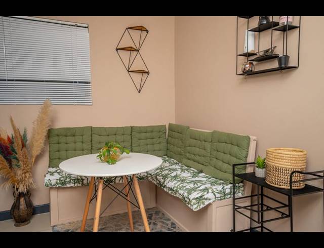 1 BEDROOM APARTMENT FOR SALE IN MOUILLE POINT